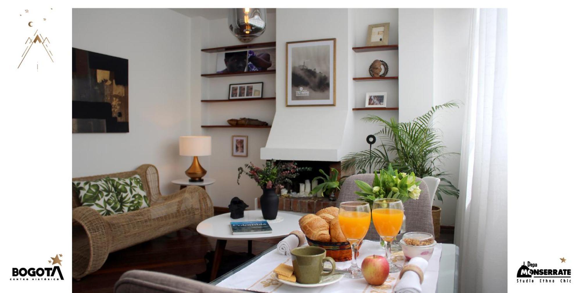 Depa Monserrate - Charming Historic Nest With Breathtaking Mountain Views - Apartaestudio ボゴタ エクステリア 写真