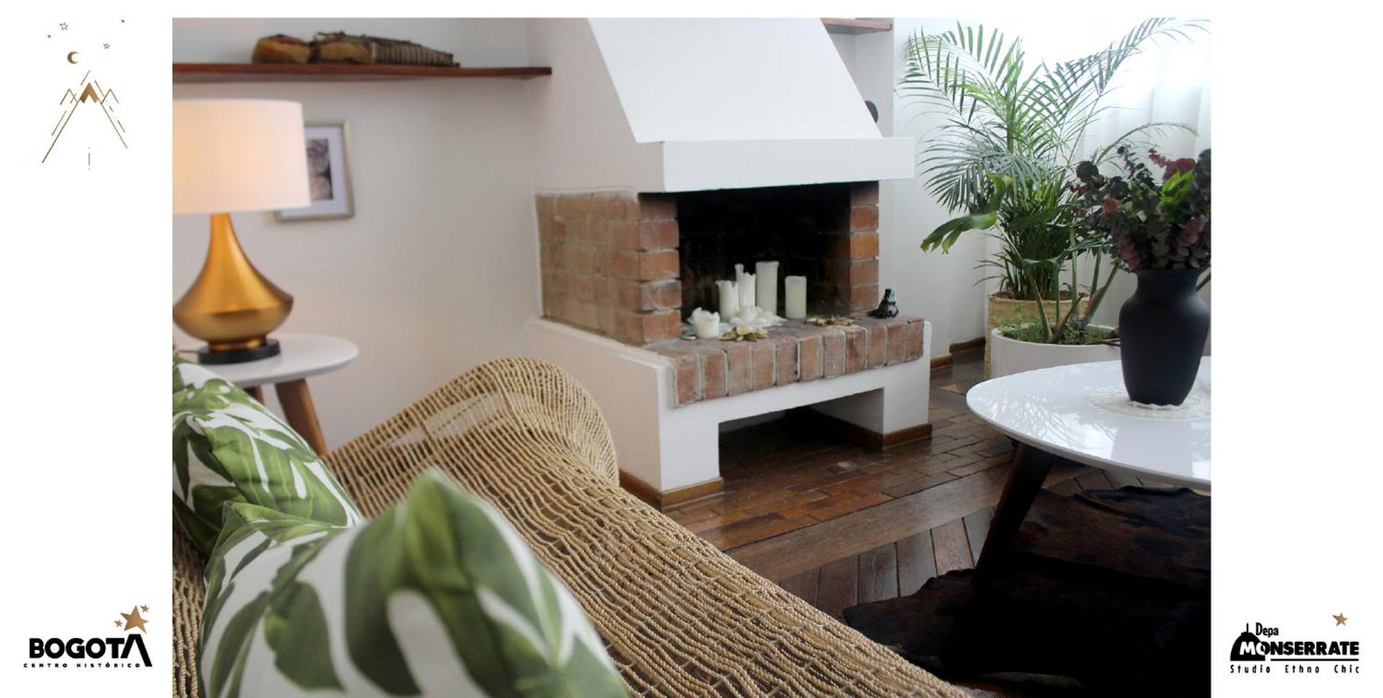 Depa Monserrate - Charming Historic Nest With Breathtaking Mountain Views - Apartaestudio ボゴタ エクステリア 写真